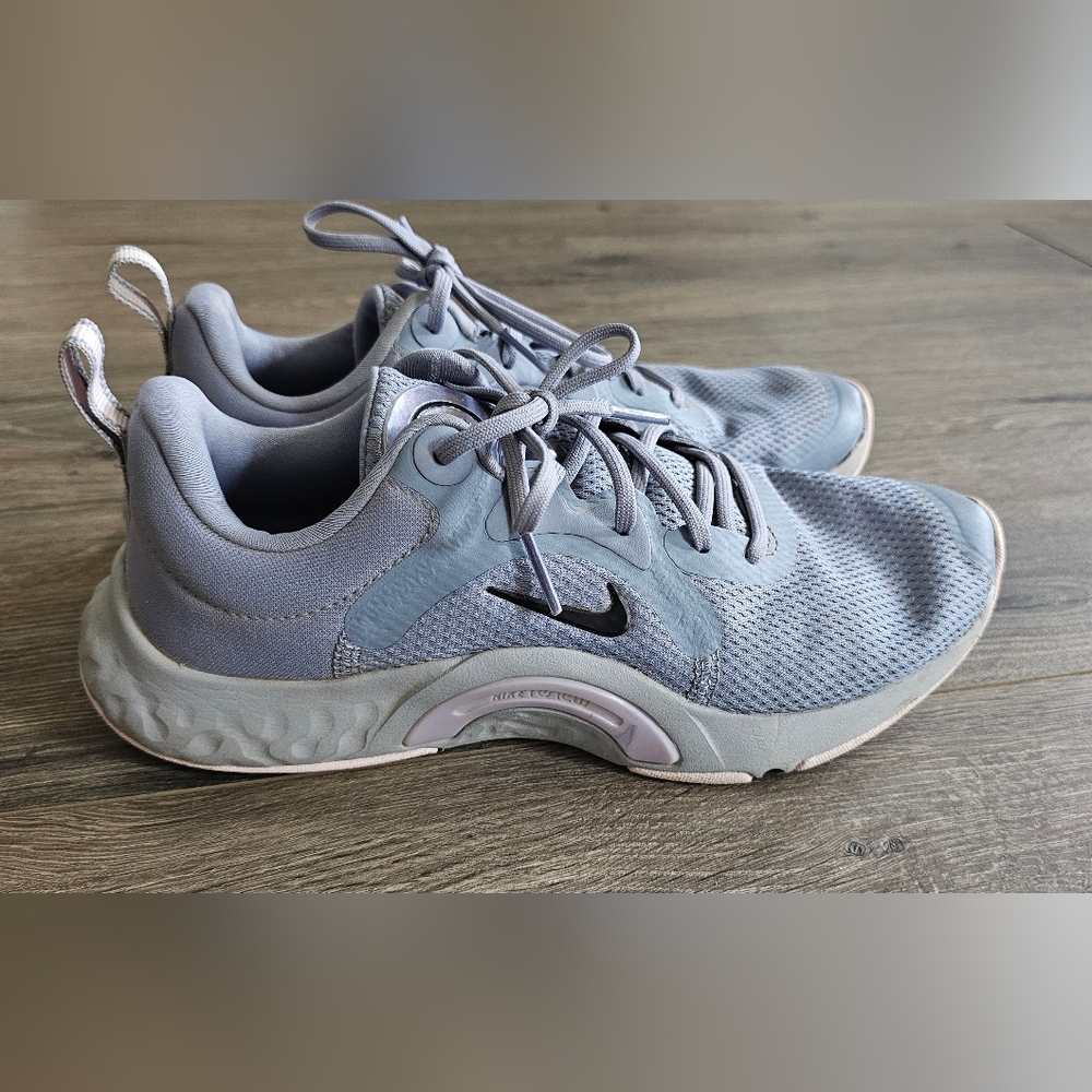 Nike Renew Women's Lavendar Shoes